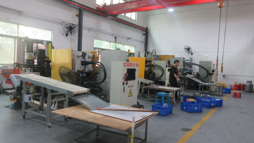 Dongguan Jufu Locks Factory Co., Ltd. Compression Latches