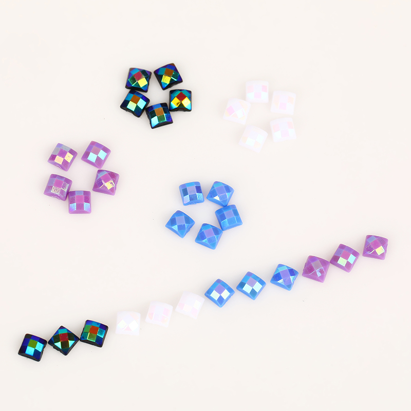 Yiwu City Zhenxiong Plastic Industry Co., Ltd. Wholesale 447 Colors Diamonds Diamond Painting Drills Beads 2.5mm Square Diamond Drills