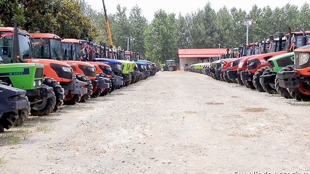 Linyi Zhonghe International Trade Co., Ltd. Tractor