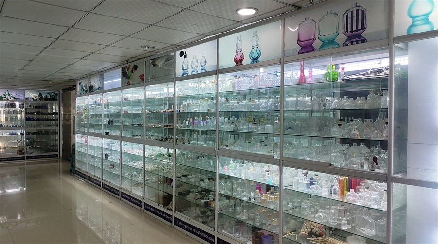 Xuzhou Brotherway Glass Products Co., Ltd. Essential Oil Bottles