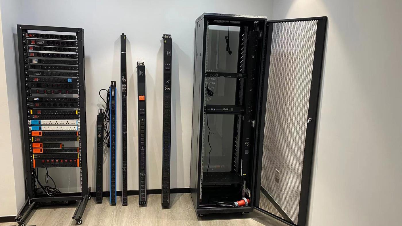 Ningbo Yosun Electric Technology Co., Ltd. Metered PDU
