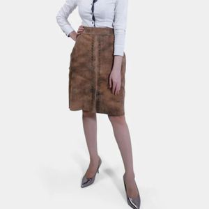Custom Embroidered Women's Leather Bavarian Skirt Authentic German Lederhosen Skirt for Oktoberfest and Cultural Celebrations