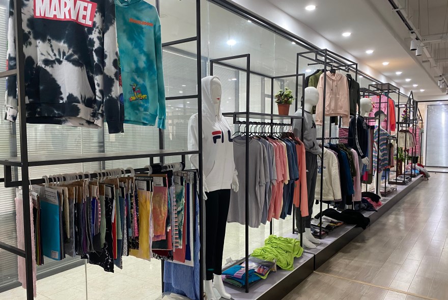 Jiangxi Qiao Man Clothing Co., Ltd. hoodies