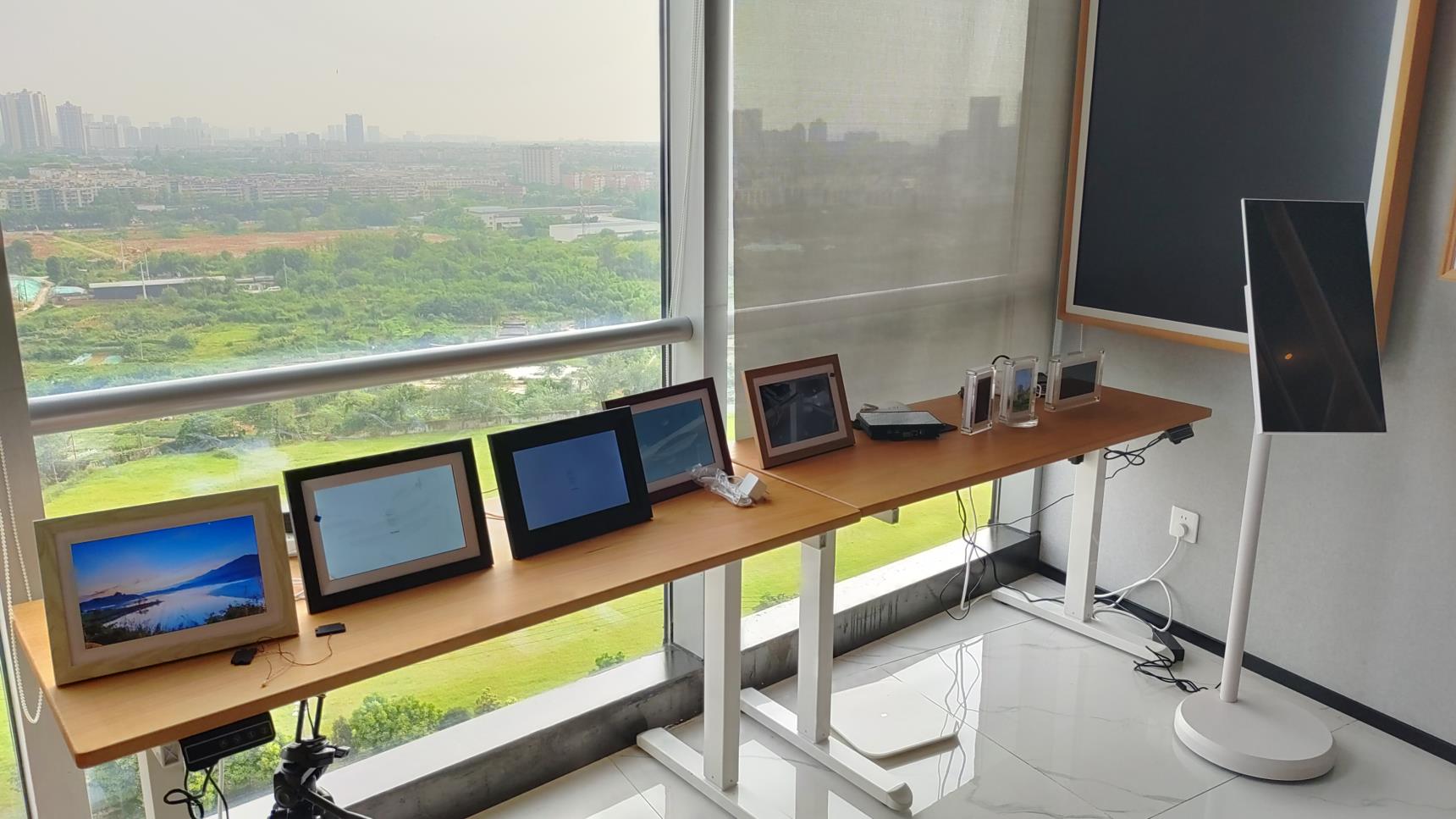 Chengdu Usingwin Electronics Technology Co., Ltd. Touch Screen Monitors