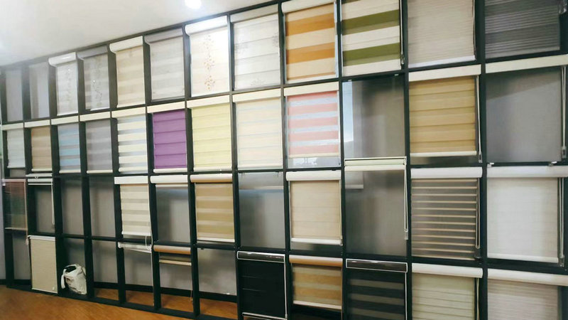 Foshan Hao Yuan Tracery Products Co., Ltd. Roller Blind