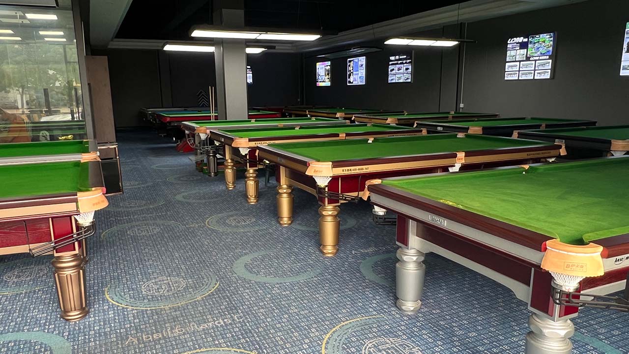 Foshan Nanhai Yiqin Sports Goods Co., Ltd. Table Tennis Tables