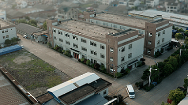 Ningbo Hongyun Clothing Co., Ltd. padded jackets