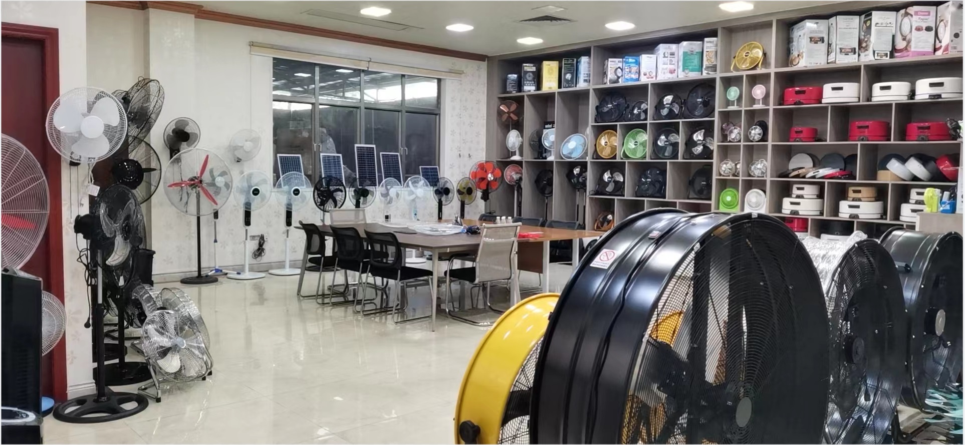 Zhongshan Hongjia Electrical Appliance Co., Ltd. Stand Fan