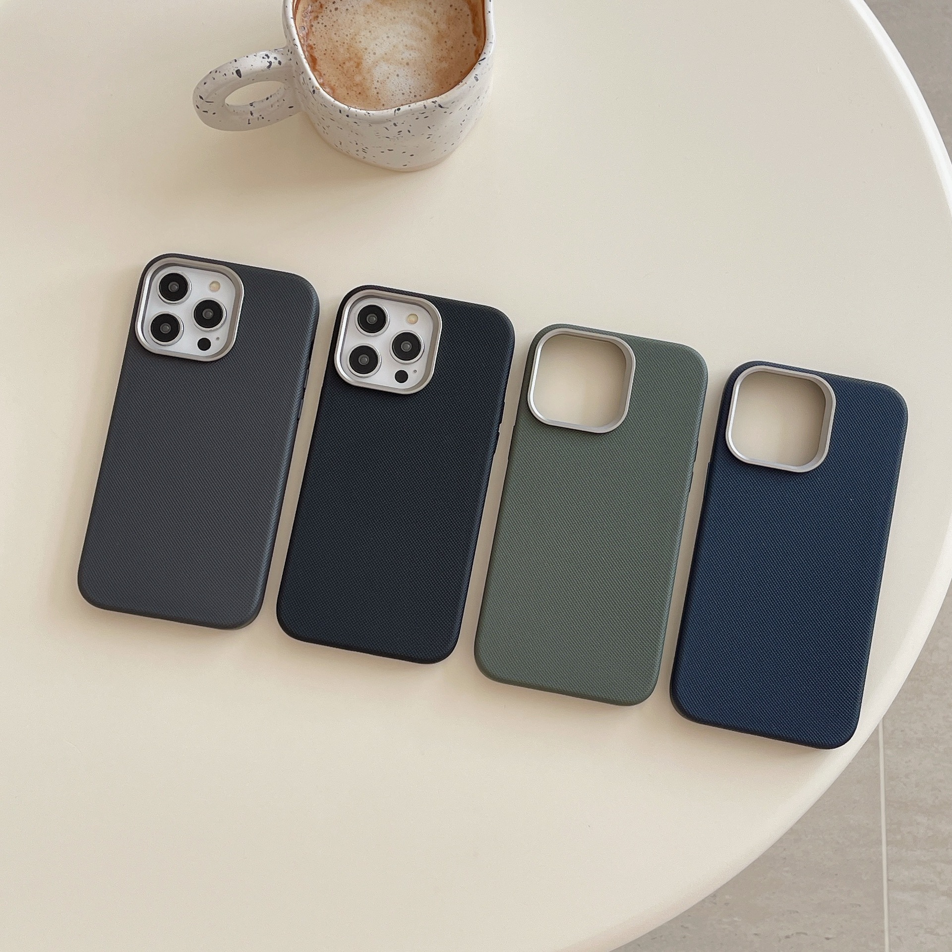 Custom personalized shockproof full protection phone case for iPhone 15 16 pro max diamond leather magnetic suction phone case