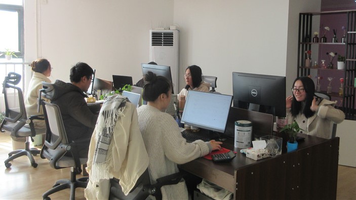 Xuzhou Eagle Glass Products Trading Co., Ltd. Glass Bottles
