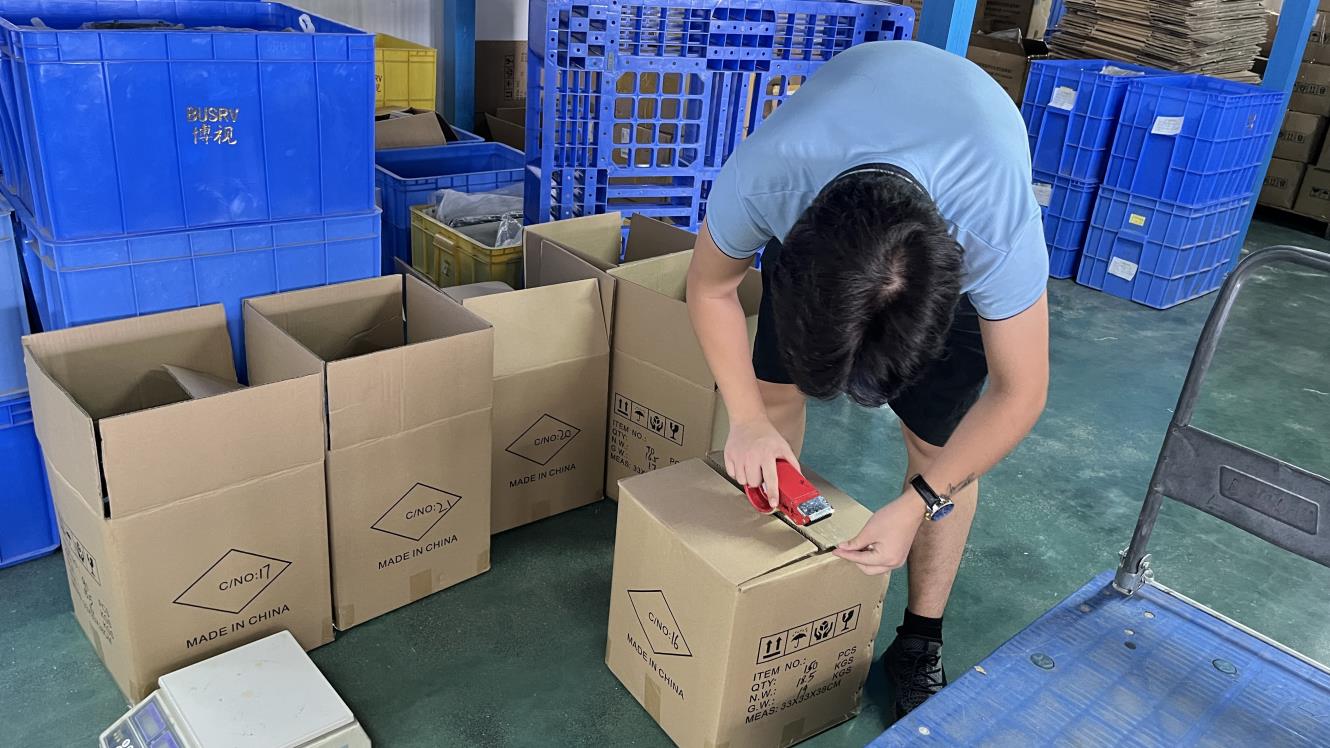 Guangdong Chewei Video Technology Co., Ltd. AHD Wired DVR Monitor