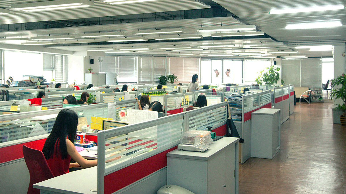 Jieyang Leading Party Decoration Co., Ltd. Paper Banner