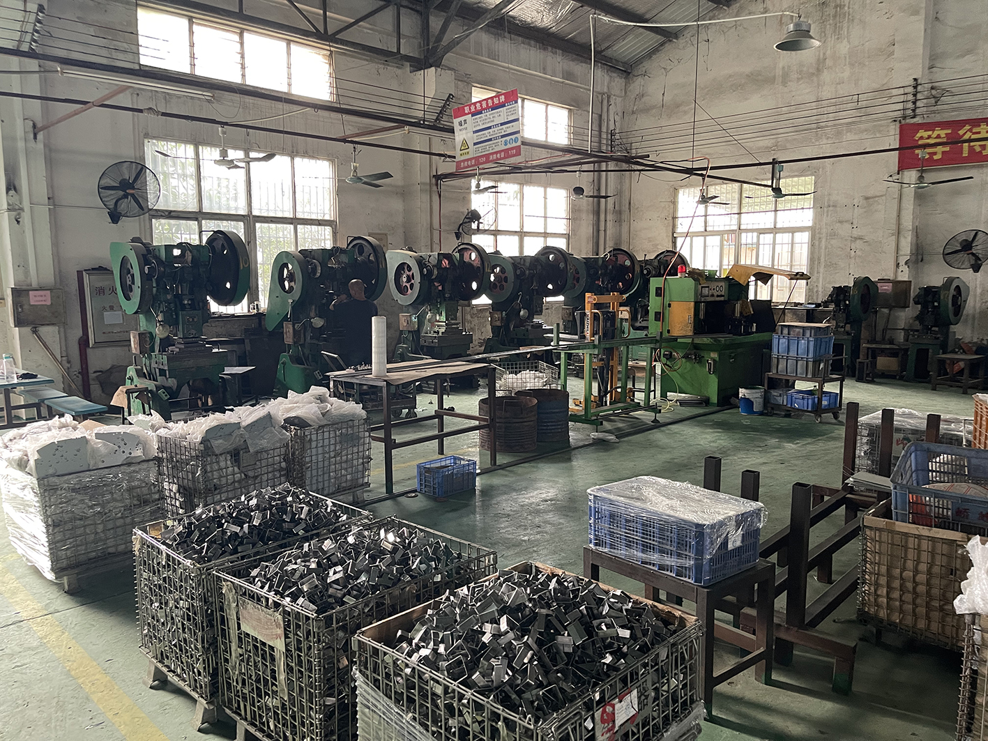 Jiangmen Tianwang Exhibition Equipment Co., Ltd. Display Stands