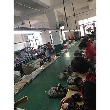 Wenzhou Koke Shoes Co., Ltd. Slippers