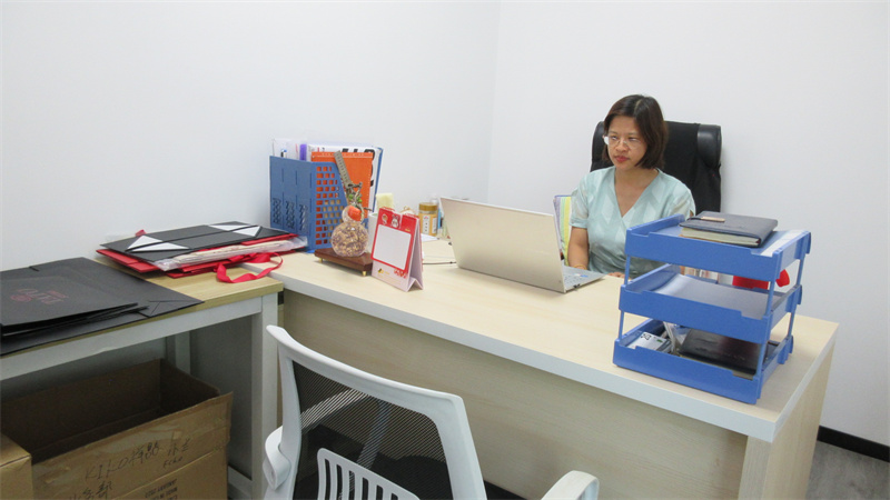 Xiamen Zesinda Imp. And Exp. Co., Ltd. Packaging Box