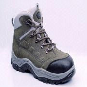 safety shoes for man
1.high heeled steel toe 2.Upper: suede leather
3.Outsole: PU/PU injection
4.