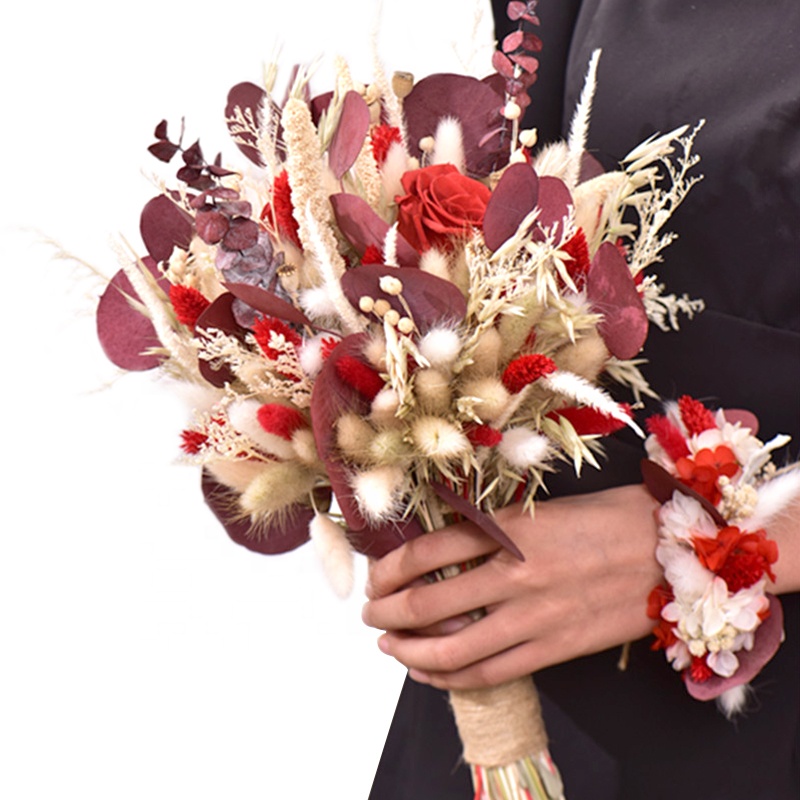Yunnan Huazhu Trade Co., Ltd. Wholesale natural dried flowers bouquet wedding decoration flowers decorative flowers wreaths and plants