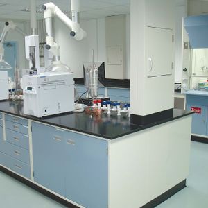 Painted Steel Lab Furniture