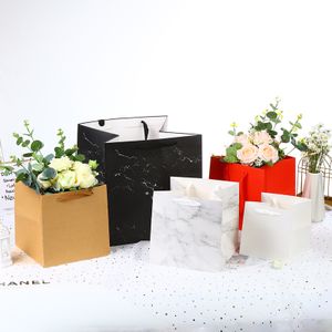 Christmas Packing Craft Shopping White Cardboard Paper Bag Custom Packaging Paper Gift Bags With Logo paper bags