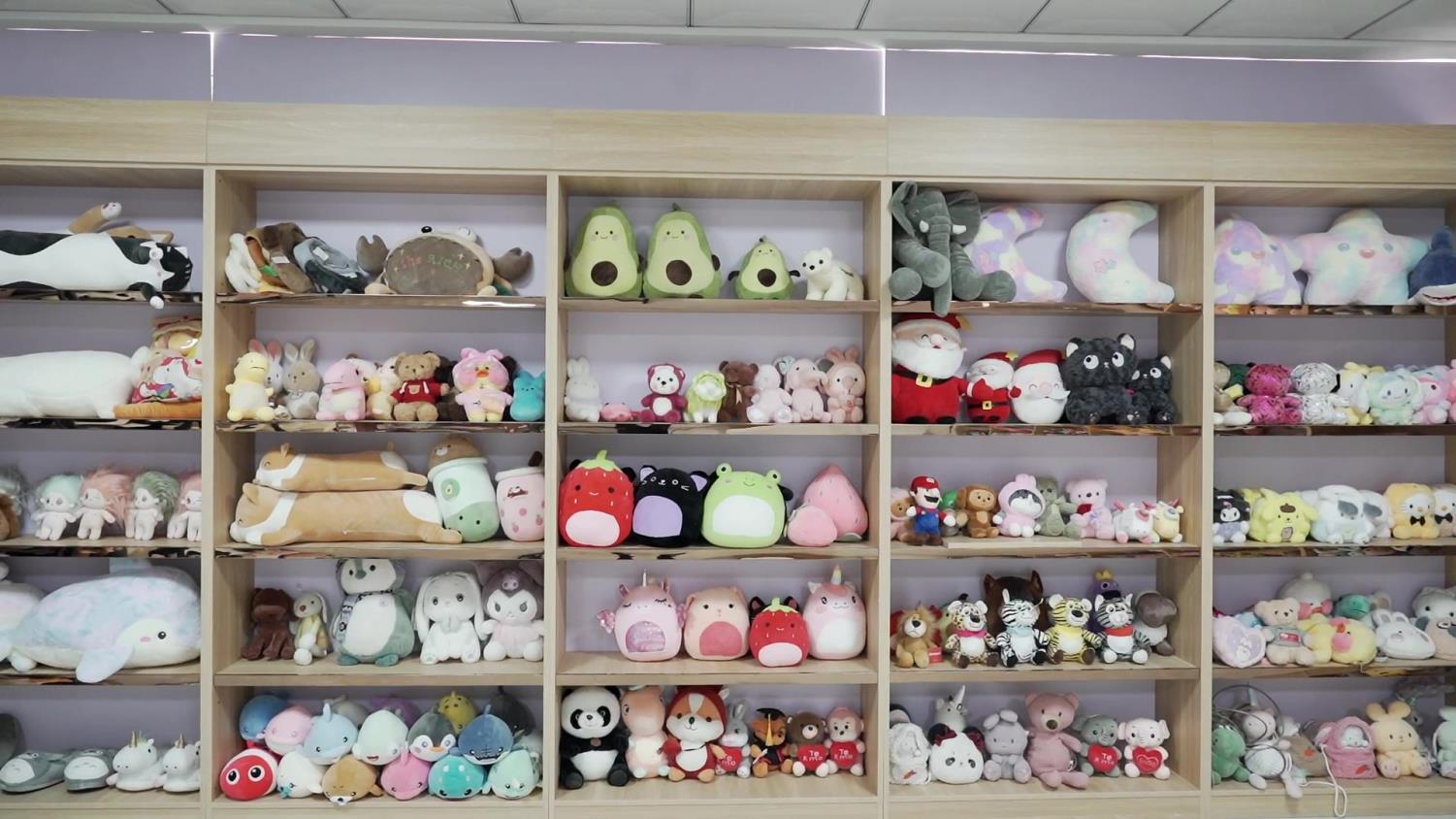 Baoding Mixiaomei Trading Co., Ltd. Santa Claus Stuffed Toys