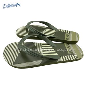 Customized easy wear slippers summer outdoor beach casual flip flops slipper for men