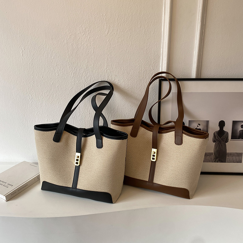 Nanyang Shengxu Trading Co., Ltd. Wholesale New Fashion Handbags 2024 Light Lady High Capacity Tote Bags Lady Design Purses for women