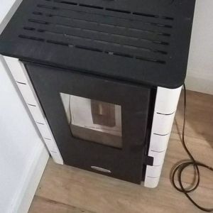 Quality Selling Modern Freestanding wood pellet stove with ceramic side boards Home Indoor Heating-Equipment Heater Sales