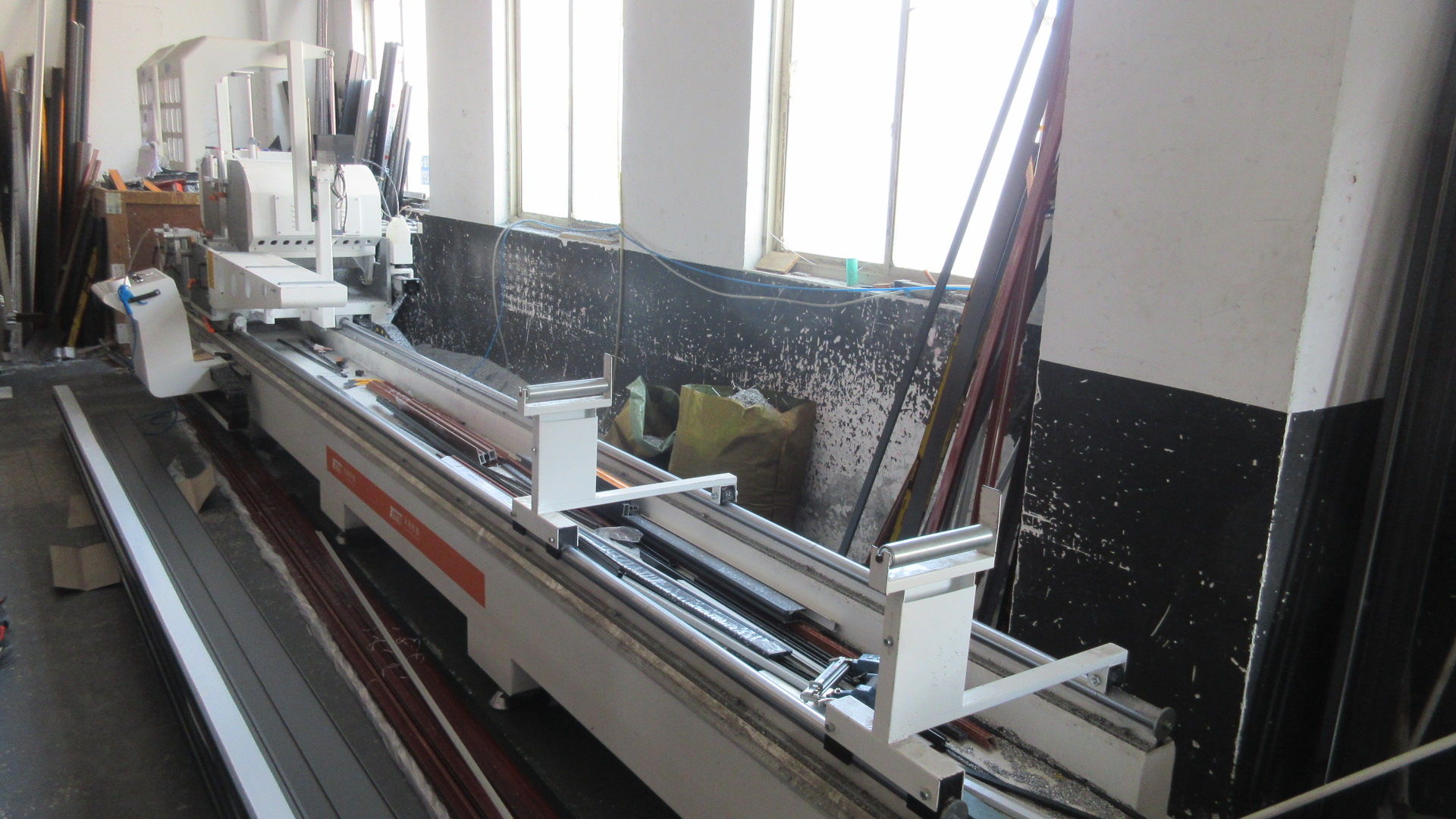 Shanghai Minye Decoration Co., Ltd. UPVC windows