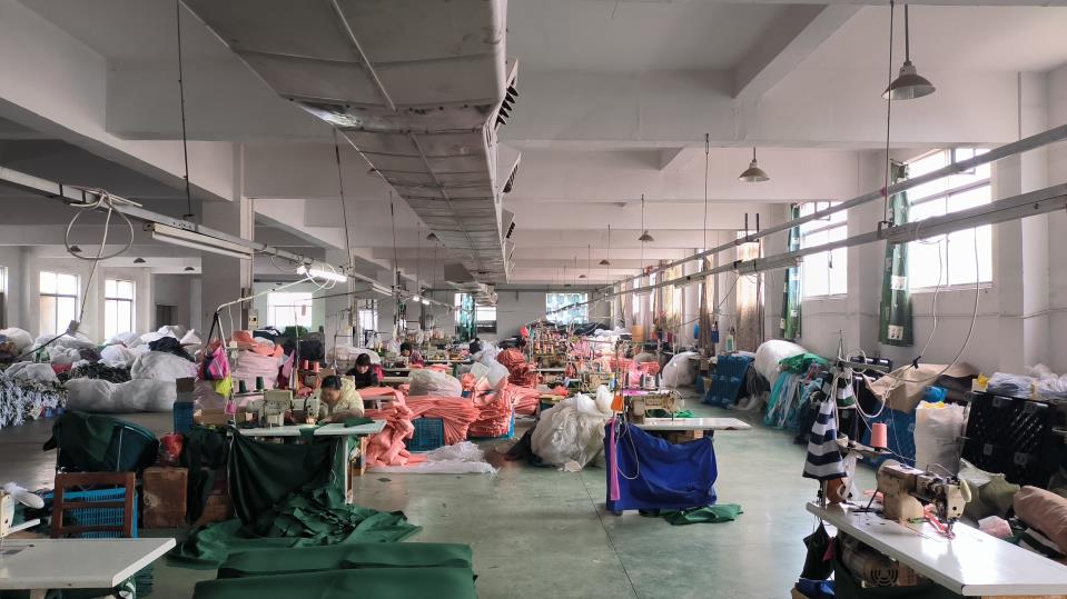 Zhejiang Yunyue Industry Co., Ltd. Floor Chairs