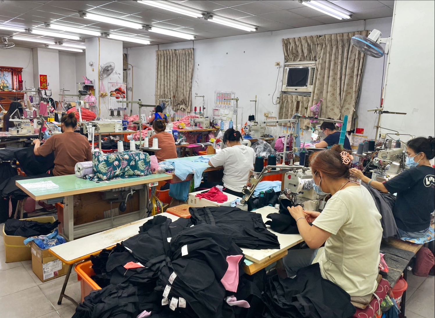 GRAND TAI YONG CO., LTD. Legging