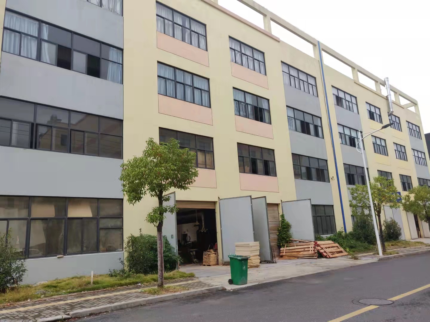 Yunhe Sally Toys Co., Ltd. wooden toys