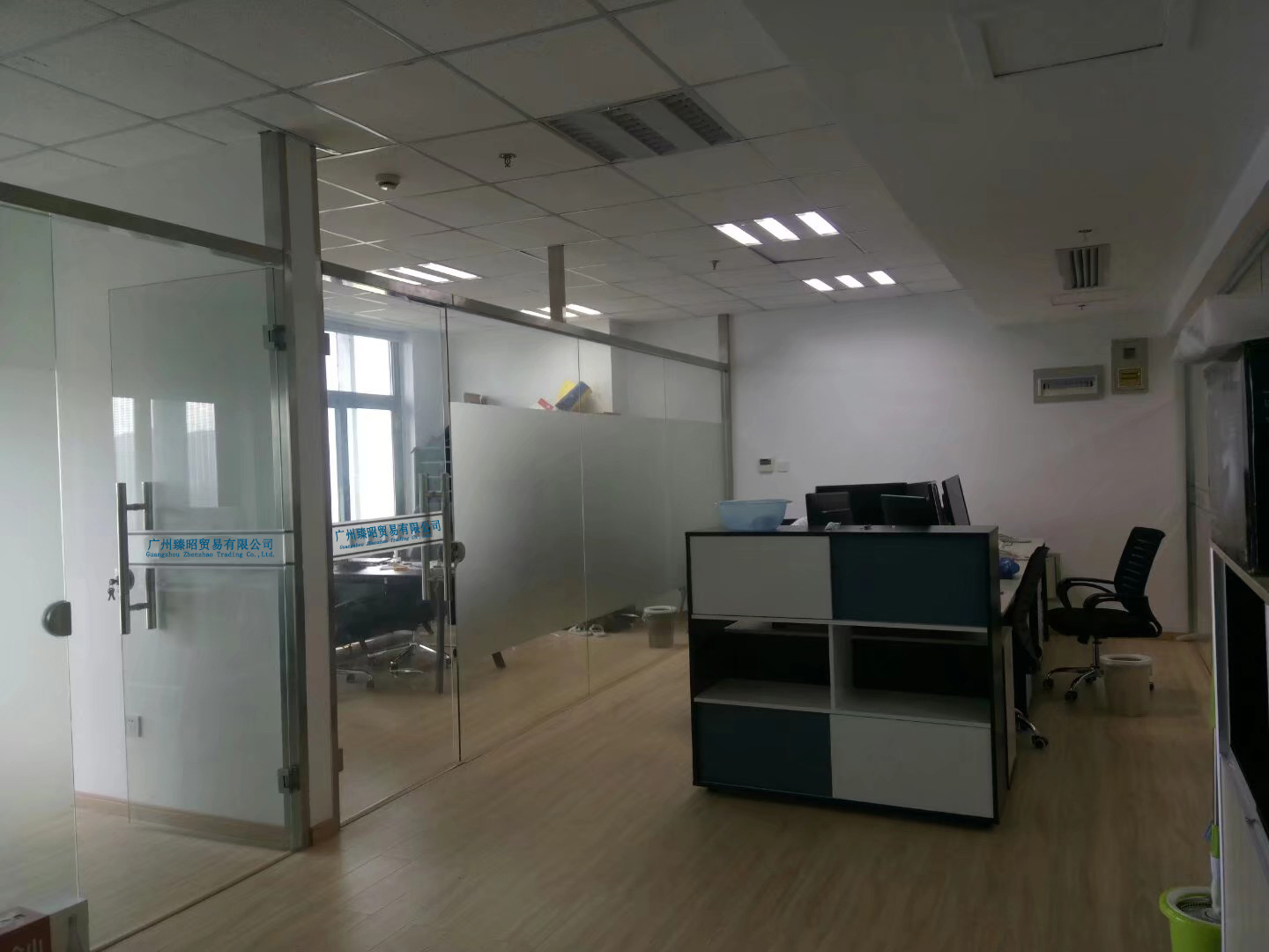 Guangzhou Zhenhao Trading Co., Ltd. factory image 3