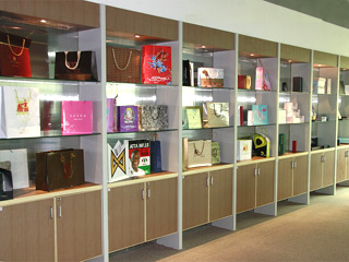 Weihong Paper & Printing Co., Ltd. Paper Bag
