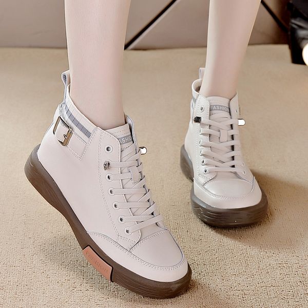 Wholesale new casual boots women fashionable high top small leather shoes for women