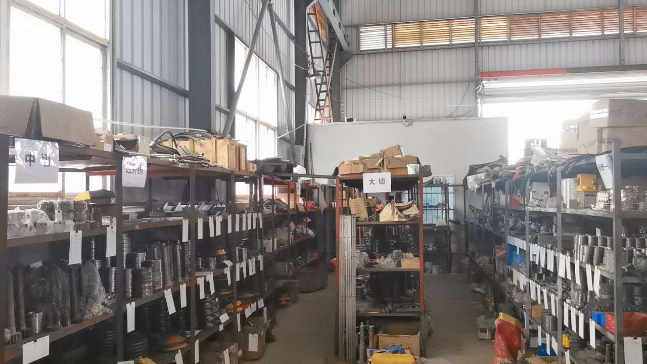 Xiamen Anyth Mechanical Equipment Co., Ltd. Bridge Saw Machine