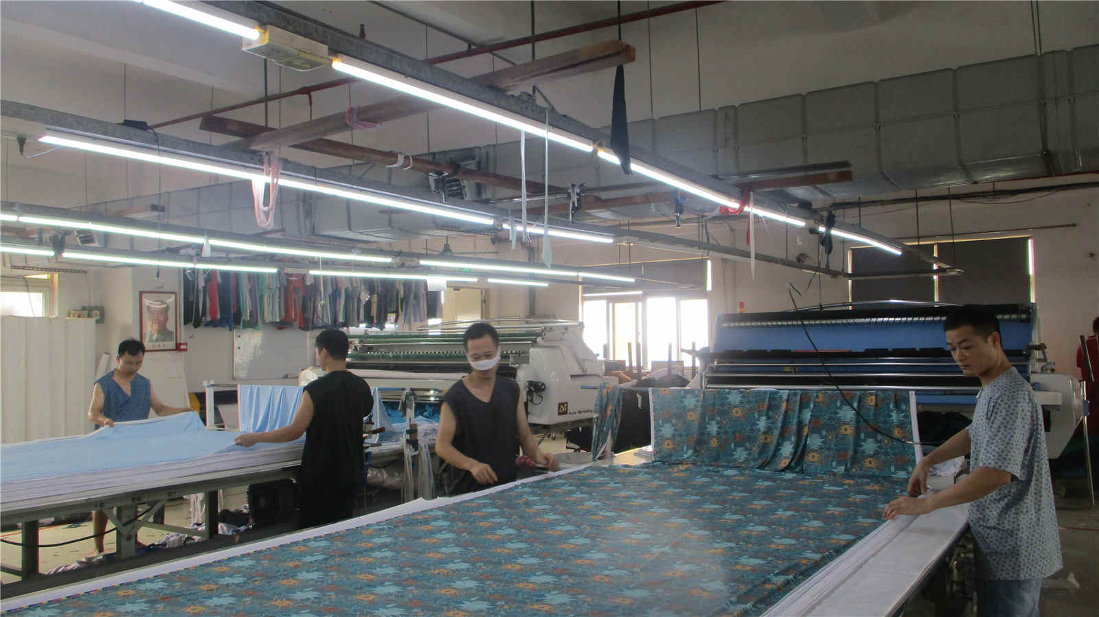 QIANDAO INDUSTRIAL (HONGKONG) CO., LIMITED Polo Shirt