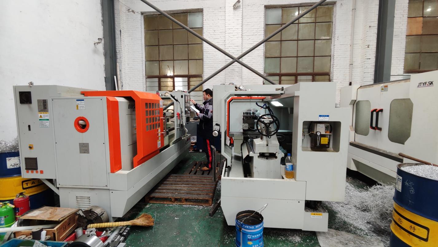 Zhengzhou Hepeng Precision Machinery Equipment Co., Ltd. factory image 3