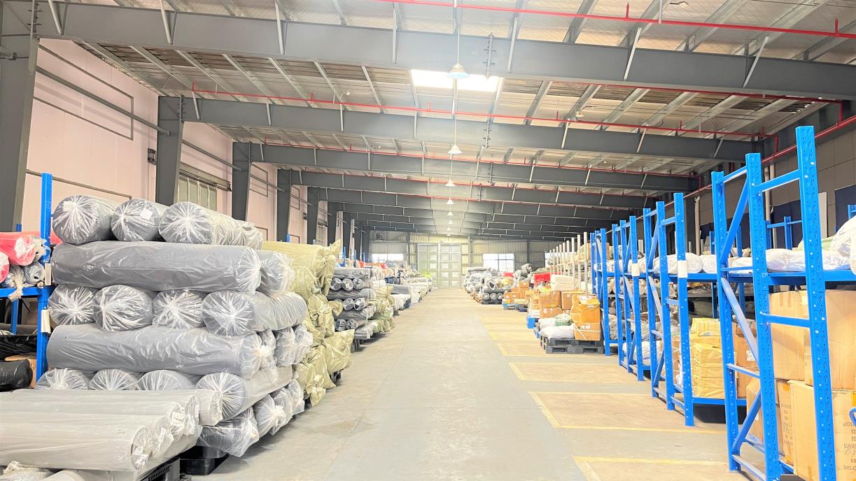 Hangzhou Xinyiyong Trade Co.,Ltd Scarves