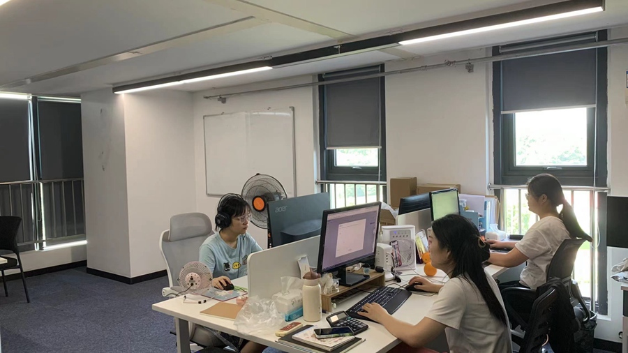 Nanjing Kaohammer Intelligent Technology Co., Ltd. Red light therapy devices