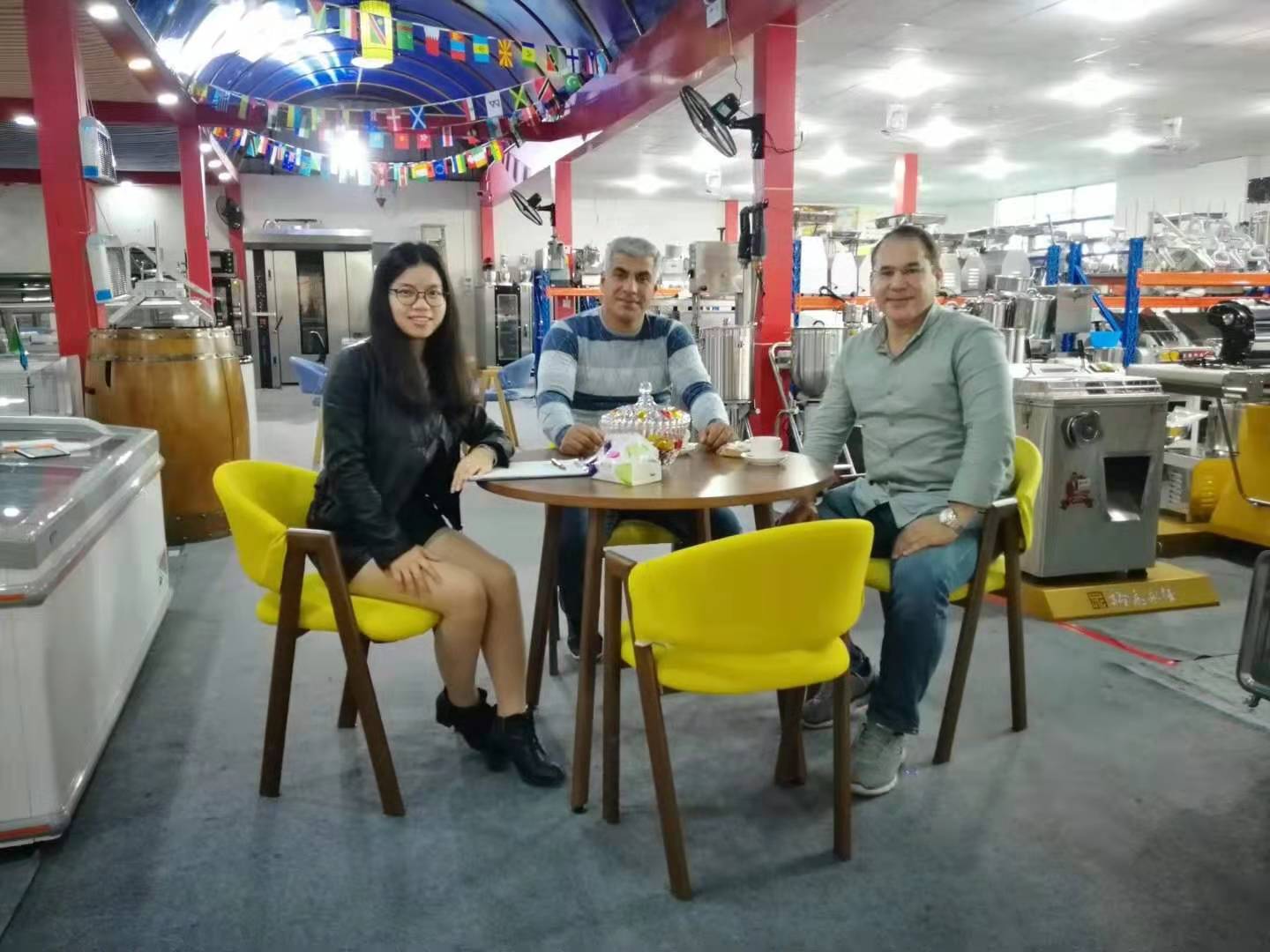 Guangzhou City Haizhu District Zhengqi Hotel Supplies Business Department Ice Cream Machine