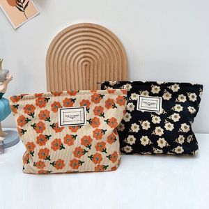 Women's Large Luxury Corduroy Plaid Flowers Cosmetic Organizer Bag Canvas Zipper Portable Travel Makeup Brushes Pouch