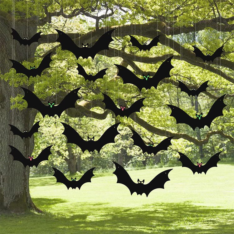 Yiwu Hua Rui Trade Co., Ltd. 2024 New Halloween Noctilucent Bat Hanging Decoration For Tree Wall Porch Halloween Decoration Supplies