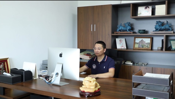 Zhuji Futong Machinery Co., Ltd. Flat Embroidery Machine