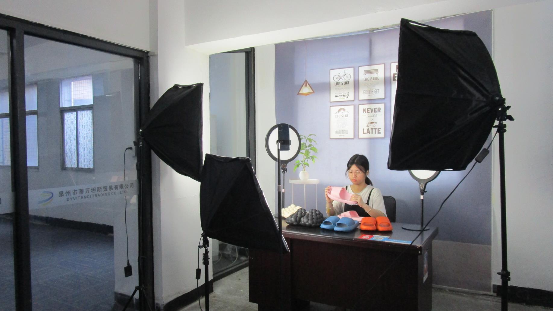 Quanzhou Divitanci Trading Co., Ltd. Flip Flop
