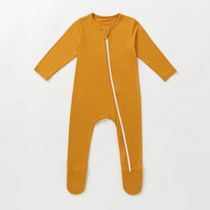Customized Newborn Baby Romper Set For 0-12 Months Baby Zipper Romper Baby Suit Pajamas
