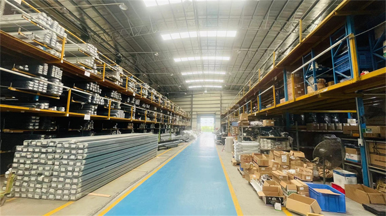 Foshan Uogele Decoration Material Technology Co., Ltd. Carport