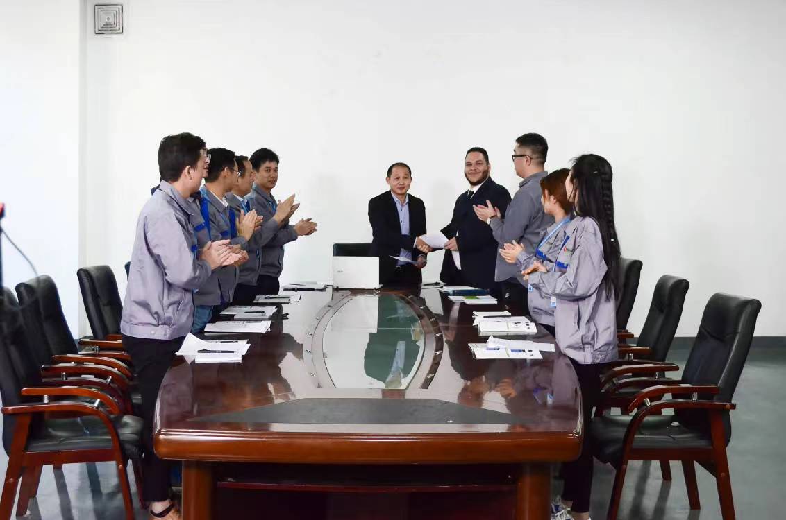 Guangdong Xindun Power Technology Co., Ltd. Hybrid Solar Inverter