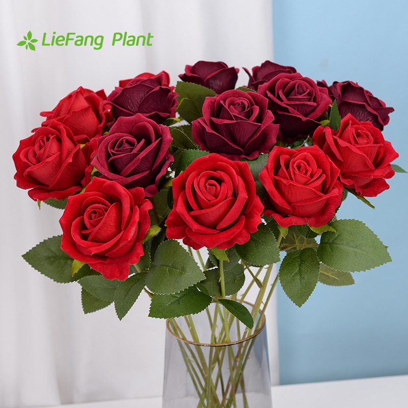 Living Room Flower Arrangement Wedding Dress up a Holiday Gift for Your Girlfriend Solid-Colored Roses