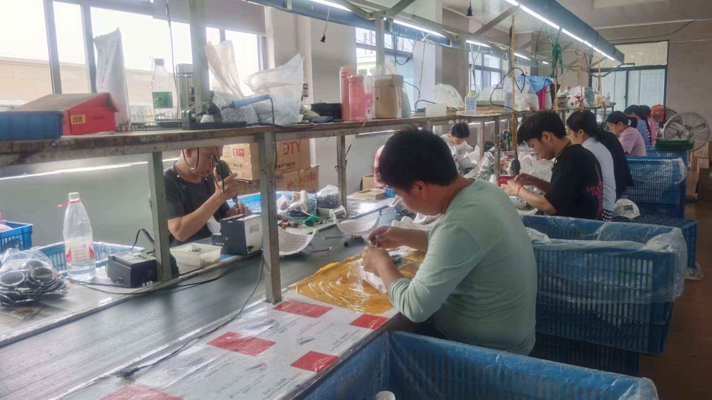 Yiwu Dikewei Electronics Co., Ltd. Nail Dust Collector