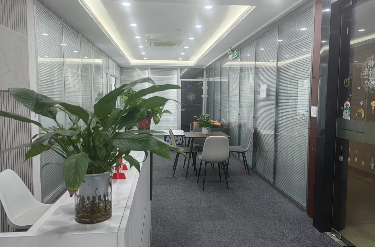 Suzhou Huiyingtonggang International Trade Co., Ltd. Electronic products